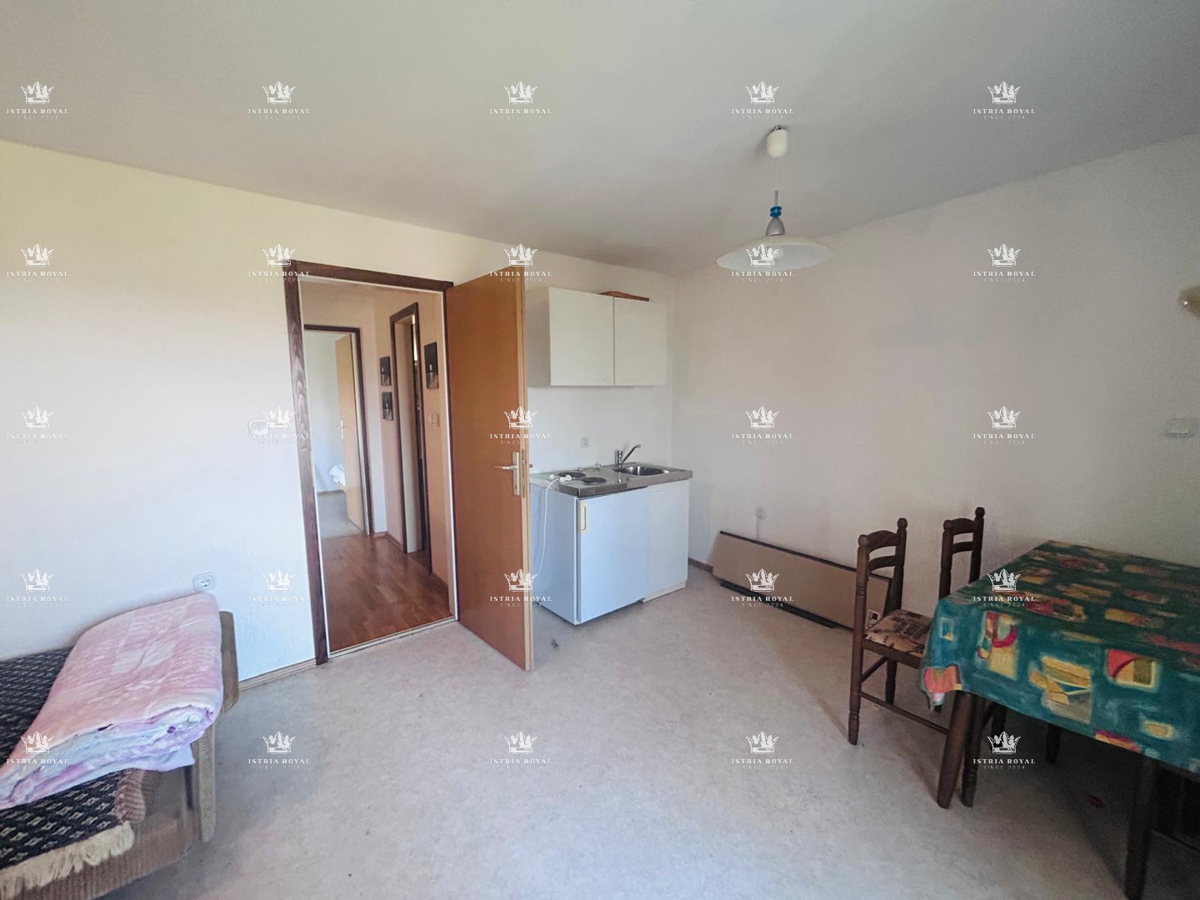 Hiša z razgledom na morje na območju Istre – 170 m² bivalne površine na 665 m² zemljišča | Cena: 250.000 €